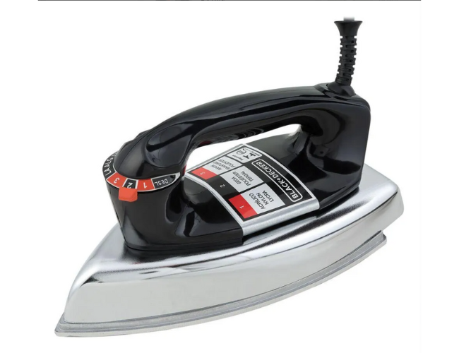Ferro De Passar Roupa A Seco Black + Decker Com Base De Alumínio VFA1110